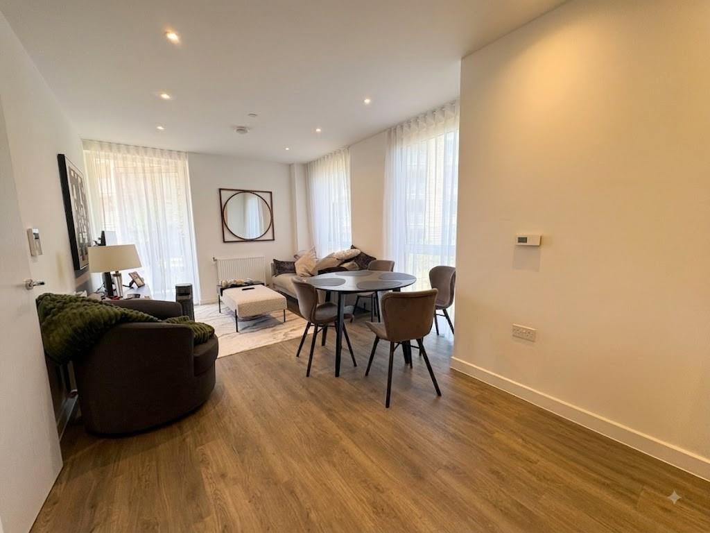 Medawar Drive, Mill Hill, NW7, London
